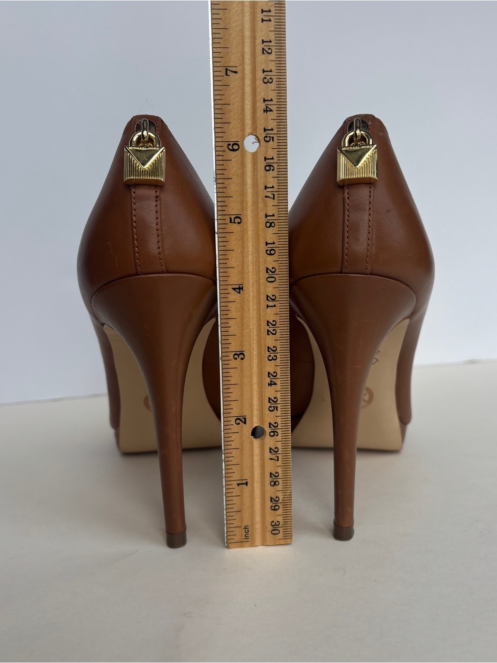 MICHAEL Michael Kors Cognac Leather Stiletto Pumps - Picture 4 of 8